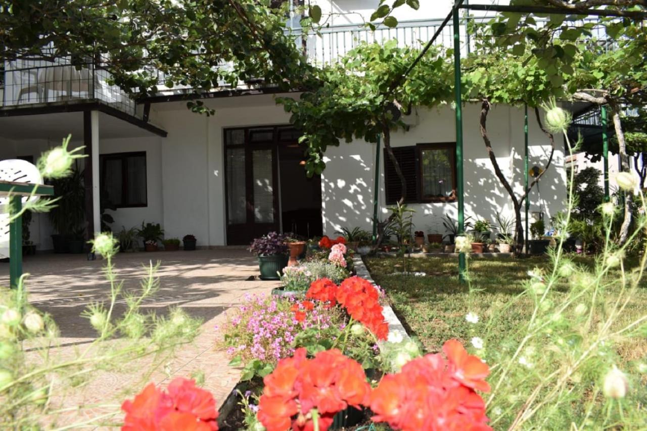 Apartments Marina Бечичи Экстерьер фото