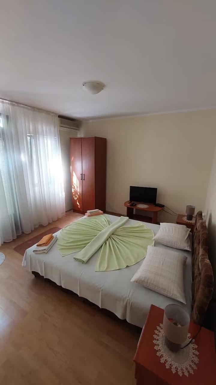 Apartments Marina Бечичи Экстерьер фото